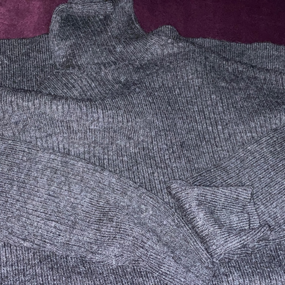 Lovers + Friends Helena Oversized Sweater - Picture 4 of 5